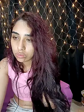 Snapshot of ifeelverywet_andhot chatting on 11.17.25 ifeelverywet andhot online show from 11.17.25