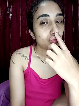 Snapshot of ifeelverywet_andhot chatting on 02.14.26 ifeelverywet andhot online show from 02.14.26