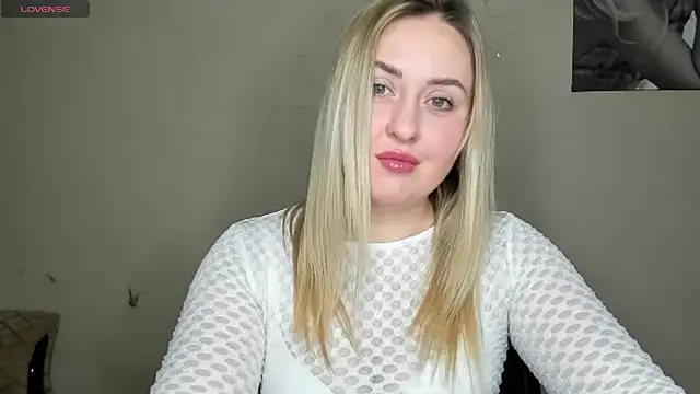 KennaJamess8 online show from 01.02.25