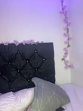 alisson carolina73 online show from 02.15.25