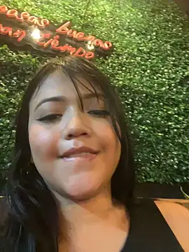 alisson carolina73 online show from 02.16.25