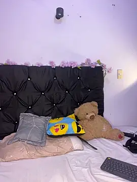 alisson carolina73 online show from 03.23.25