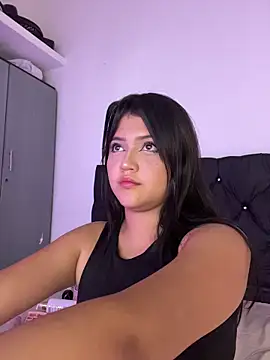 Snapshot of alisson_carolina73 chatting on 03.13.26 alisson carolina73 online show from 03.13.26