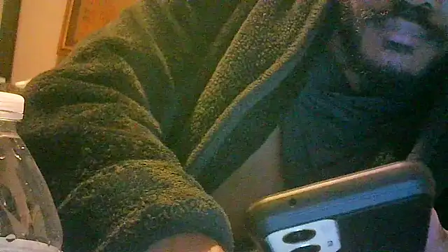 Snapshot of DI4MOND_FIR3 chatting on 11.19.25 DI4MOND FIR3 online show from 11.19.25