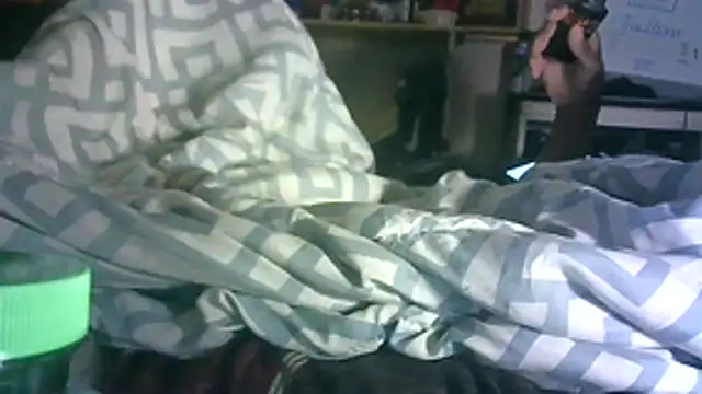 Snapshot of DI4MOND_FIR3 chatting on 12.21.25 DI4MOND FIR3 online show from 12.21.25