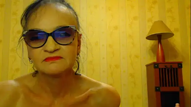Snapshot of Valentina3859 chatting on 02.20.25 Valentina3859 online show from 02.20.25