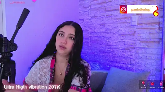 Snapshot of paulette_dupont chatting on 02.23.26 paulette dupont online show from 02.23.26