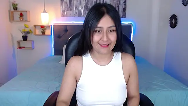 mia aira online show from 01.27.25