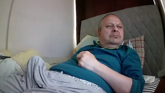 amylrmm1903 online show from 05.17.26