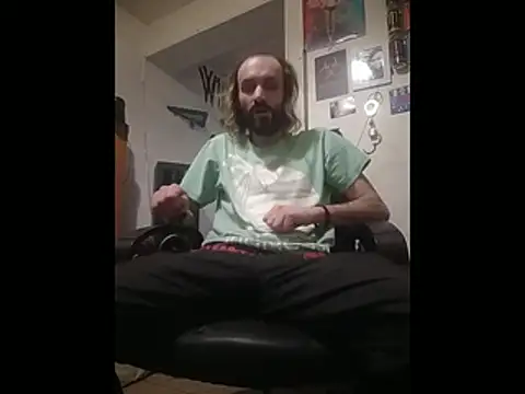 Snapshot of harterdome chatting on 02.11.26 harterdome online show from 02.11.26