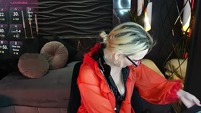 Queen Anna  online show from 02.01.26