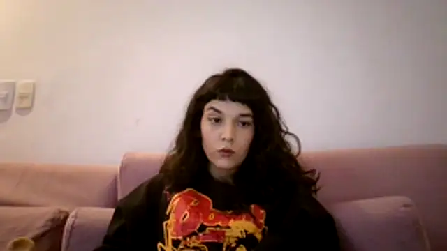 Snapshot of kimmykink chatting on 10.30.25 kimmykink online show from 10.30.25