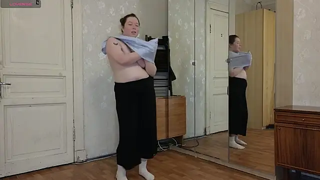 Snapshot of Blush_Lolaa chatting on 03.05.25 Blush Lolaa online show from 03.05.25