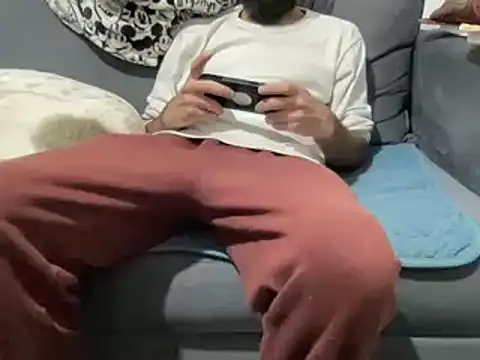 4small4inchlol online show from 12.29.24