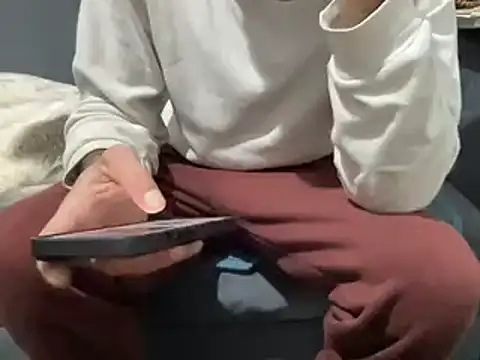 4small4inchlol online show from 12.30.24