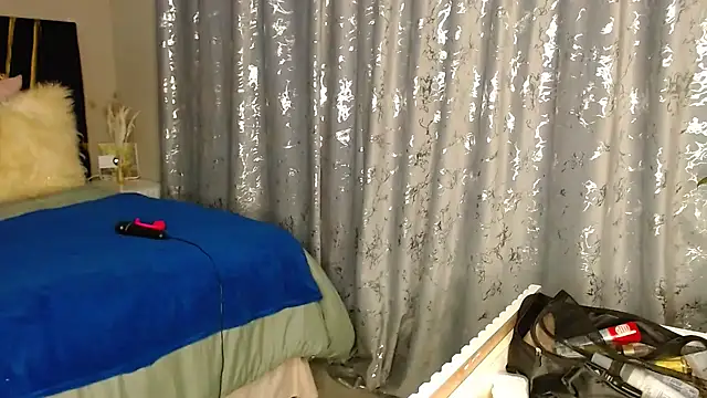 MissBigNipples online show from 05.16.26