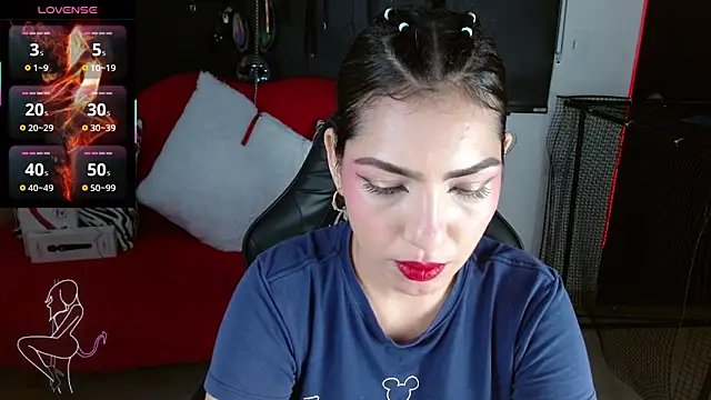 Carolaine69  online show from 05.04.26