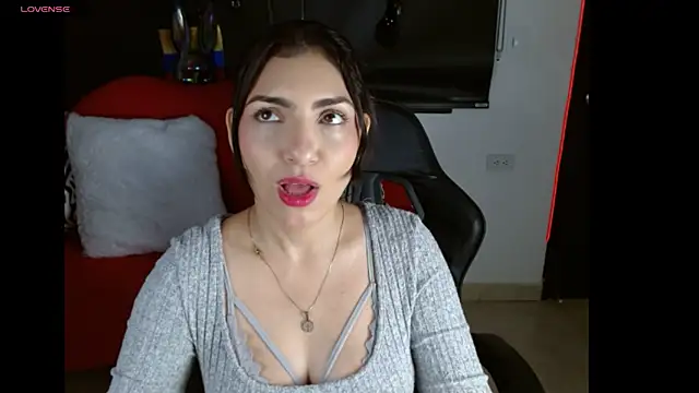Carolaine69  online show from 07.09.26