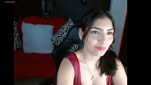 Carolaine69  online show from 07.14.26