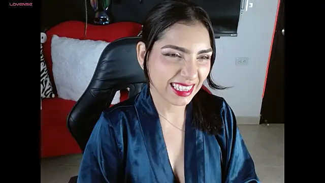 Carolaine69  online show from 07.16.26