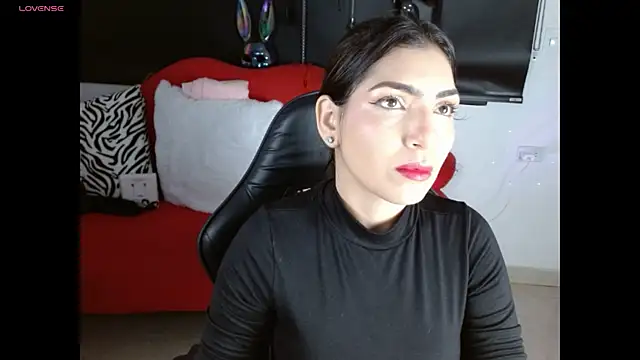 Carolaine69  online show from 07.18.26