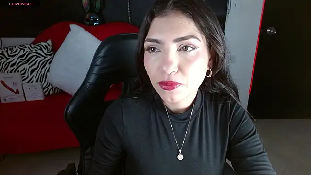 Carolaine69  online show from 07.25.26