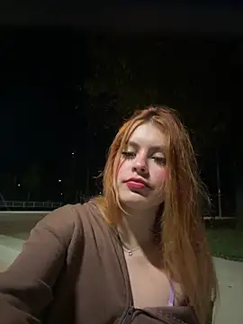 Isa smeraldy online show from 09.18.25