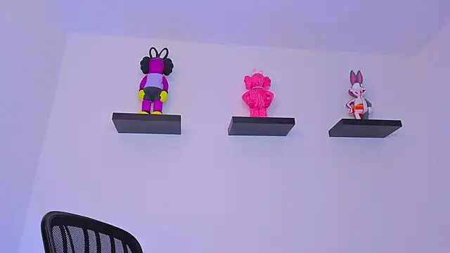 Gangster Girl online show from 03.01.25