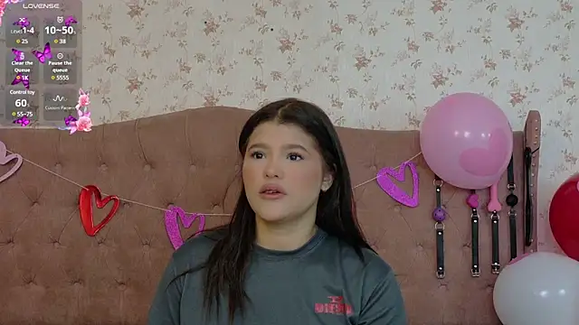 Snapshot of AvrillThomas chatting on 02.16.25 AvrillThomas online show from 02.16.25