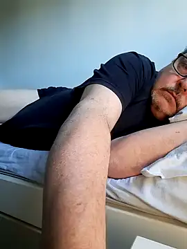 Snapshot of bluangelo chatting on 03.16.25 bluangelo online show from 03.16.25