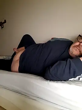 Snapshot of bluangelo chatting on 03.21.25 bluangelo online show from 03.21.25