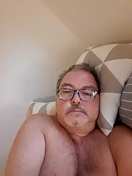 Snapshot of bluangelo chatting on 12.19.25 bluangelo online show from 12.19.25