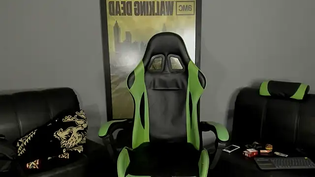 Snapshot of jamesinked_ chatting on 02.17.25 jamesinked online show from 02.17.25