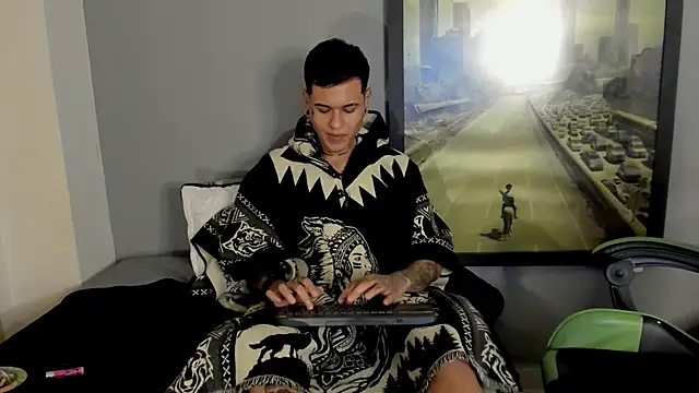 Snapshot of jamesinked_ chatting on 03.16.25 jamesinked online show from 03.16.25