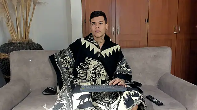 Snapshot of jamesinked_ chatting on 12.15.25 jamesinked online show from 12.15.25