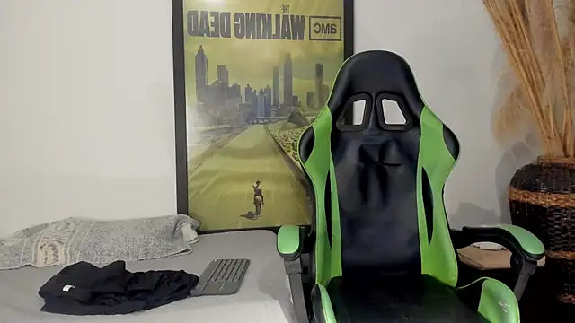 Snapshot of jamesinked_ chatting on 01.13.26 jamesinked online show from 01.13.26