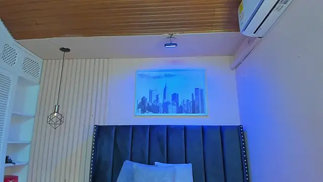 viiolett lee online show from 01.24.25