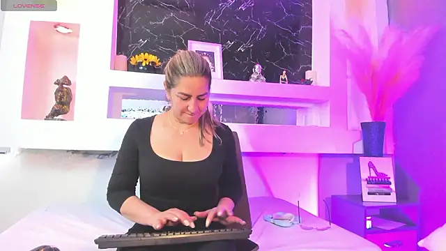 Cinthya mjs online show from 02.21.26