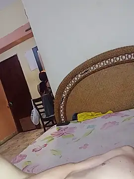 Milfvalesk online show from 02.12.25