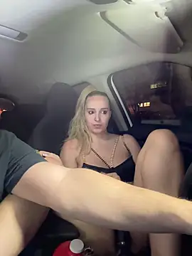 Snapshot of thats_lou chatting on 01.18.25 thats lou online show from 01.18.25