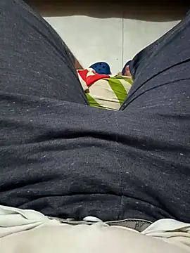 beautiful hands  online show from 02.25.25