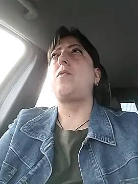 Snapshot of larylary6969 chatting on 10.23.25 larylary6969 online show from 10.23.25