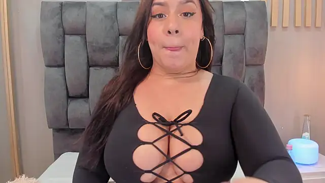 Snapshot of mariaa_fernanda chatting on 09.10.25 mariaa fernanda online show from 09.10.25