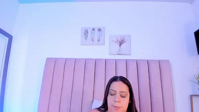 Snapshot of mariaa_fernanda chatting on 05.07.26 mariaa fernanda online show from 05.07.26
