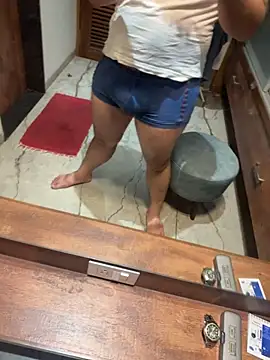 versatile guy01 online show from 11.01.25