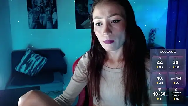 Snapshot of Sara-Guzman1 chatting on 03.16.26 Sara-Guzman1 online show from 03.16.26