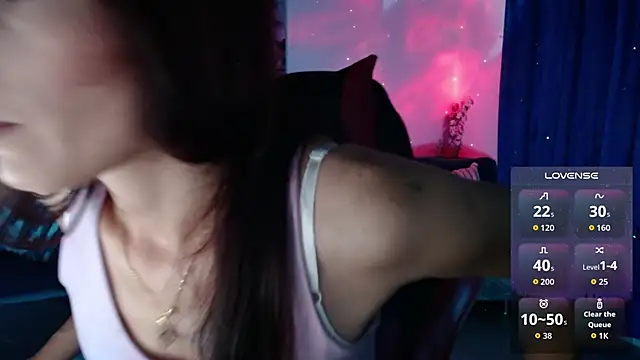 Snapshot of Sara-Guzman1 chatting on 03.19.26 Sara-Guzman1 online show from 03.19.26