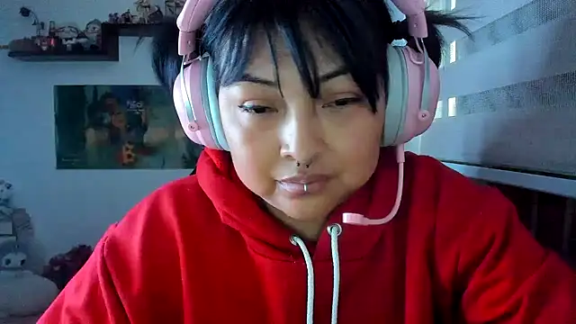Snapshot of Shaddycute_ chatting on 03.13.26 Shaddycute online show from 03.13.26