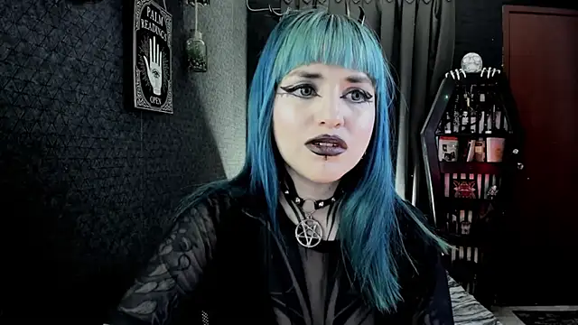 Snapshot of DimmuandDarkness chatting on 03.07.25 DimmuandDarkness online show from 03.07.25