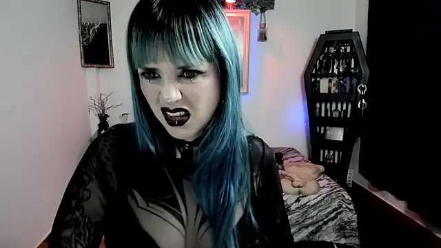 Snapshot of DimmuandDarkness chatting on 06.04.26 DimmuandDarkness online show from 06.04.26